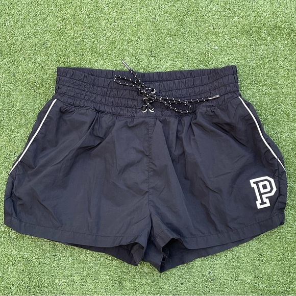 Victoria's Secret PINK running gym shorts XS Preowned activewear mesh liner - Picture 1 of 5